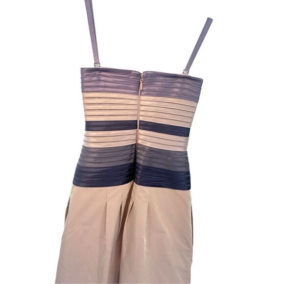 Bcbg strapless / adjustable spaghetti straps  size 0 - Picture 9 of 16